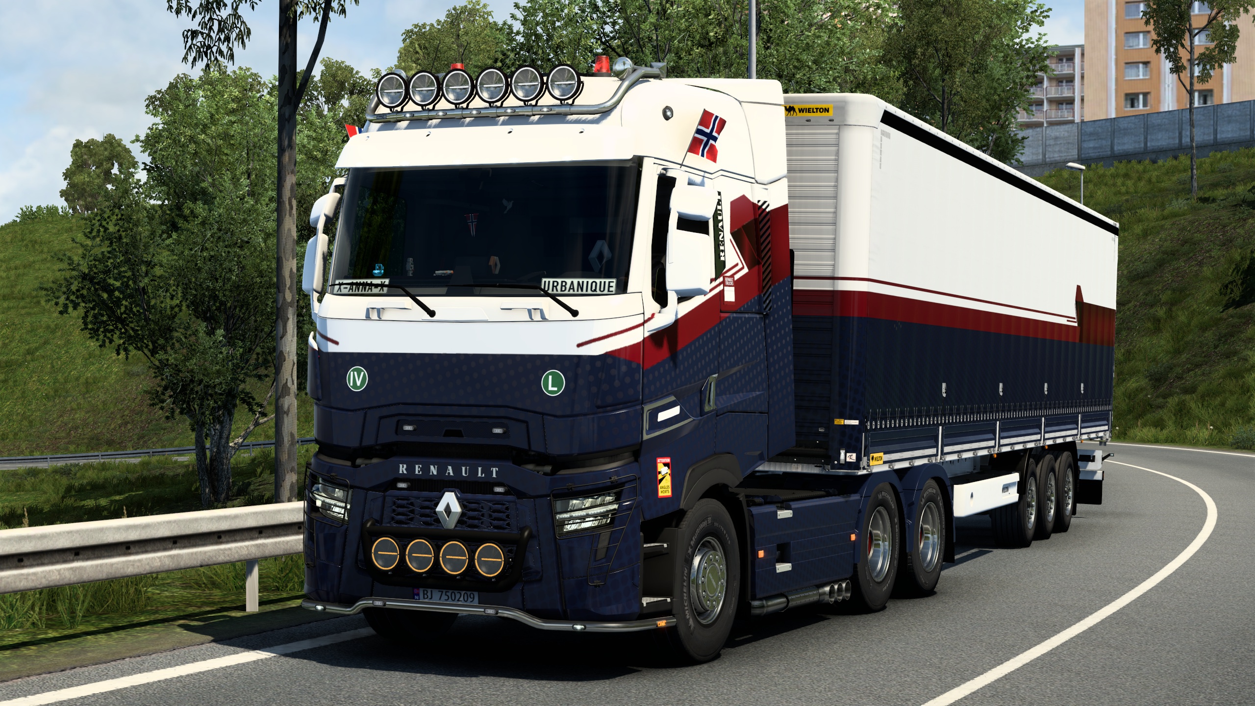 Image by urbanique75