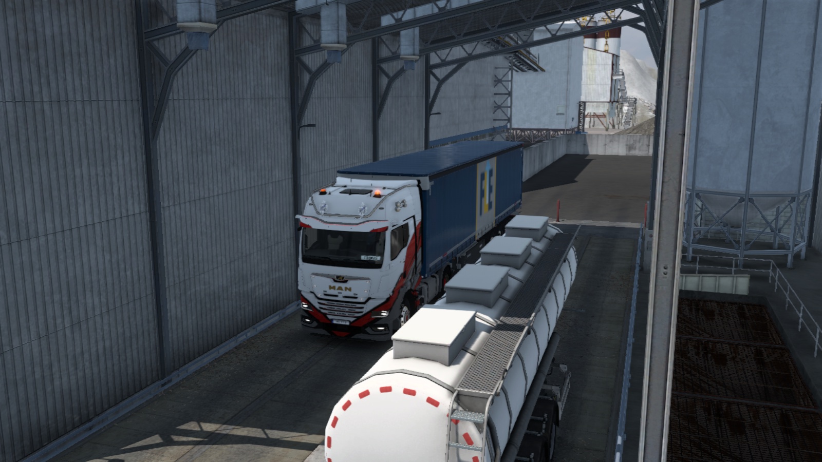 Image by thomasthamrt