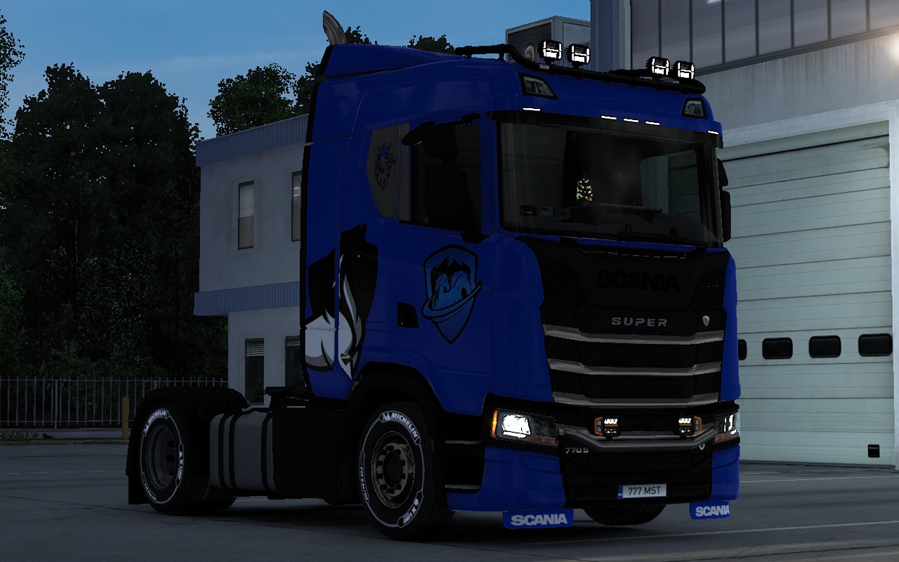 Image by ExtraContinent