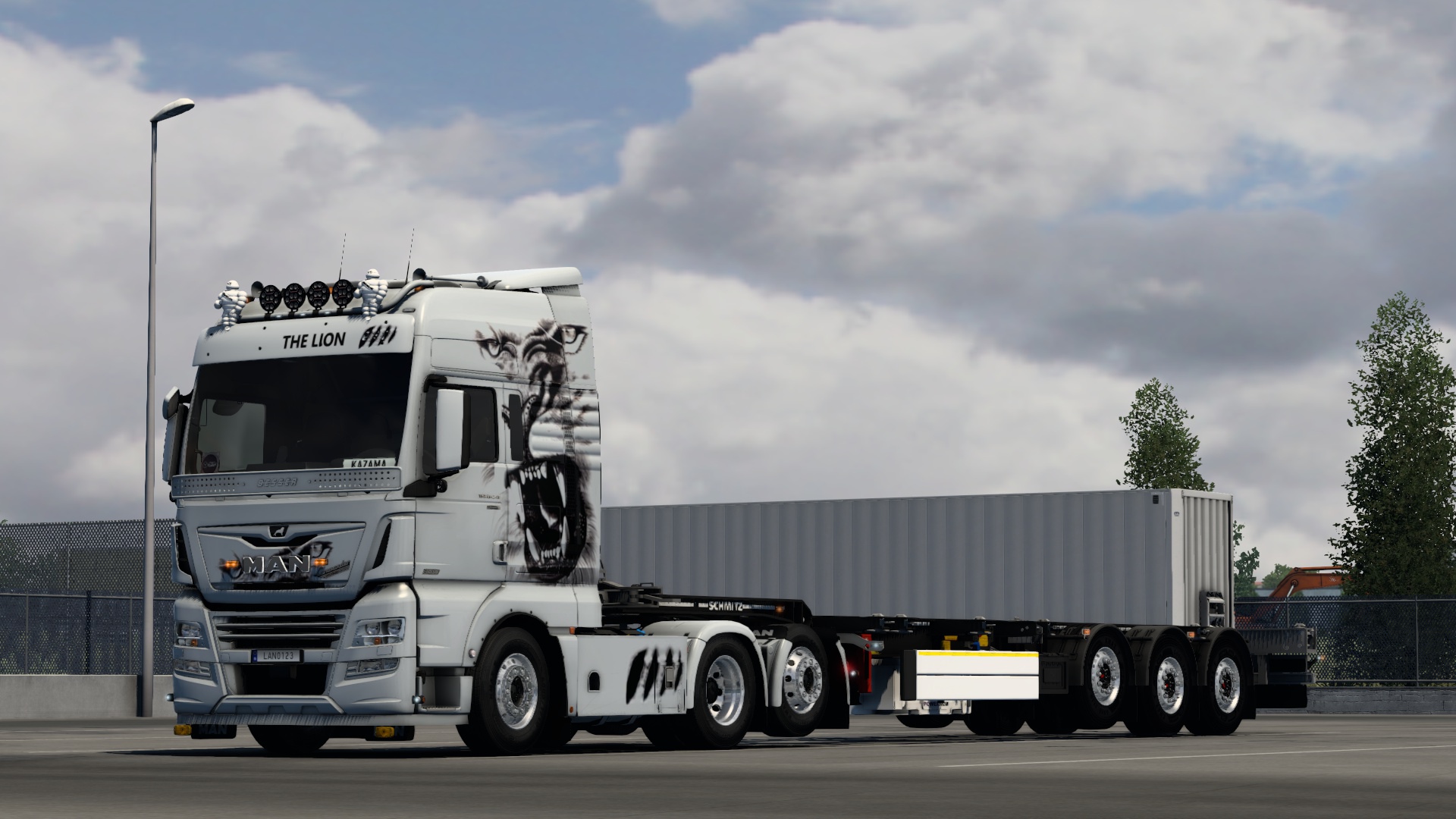 Image by HAKU_IZUMI_527