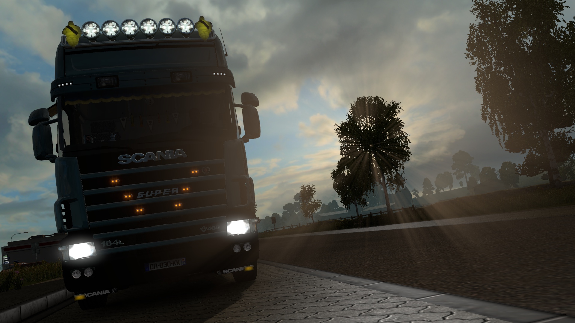 Image by HeinShouyya