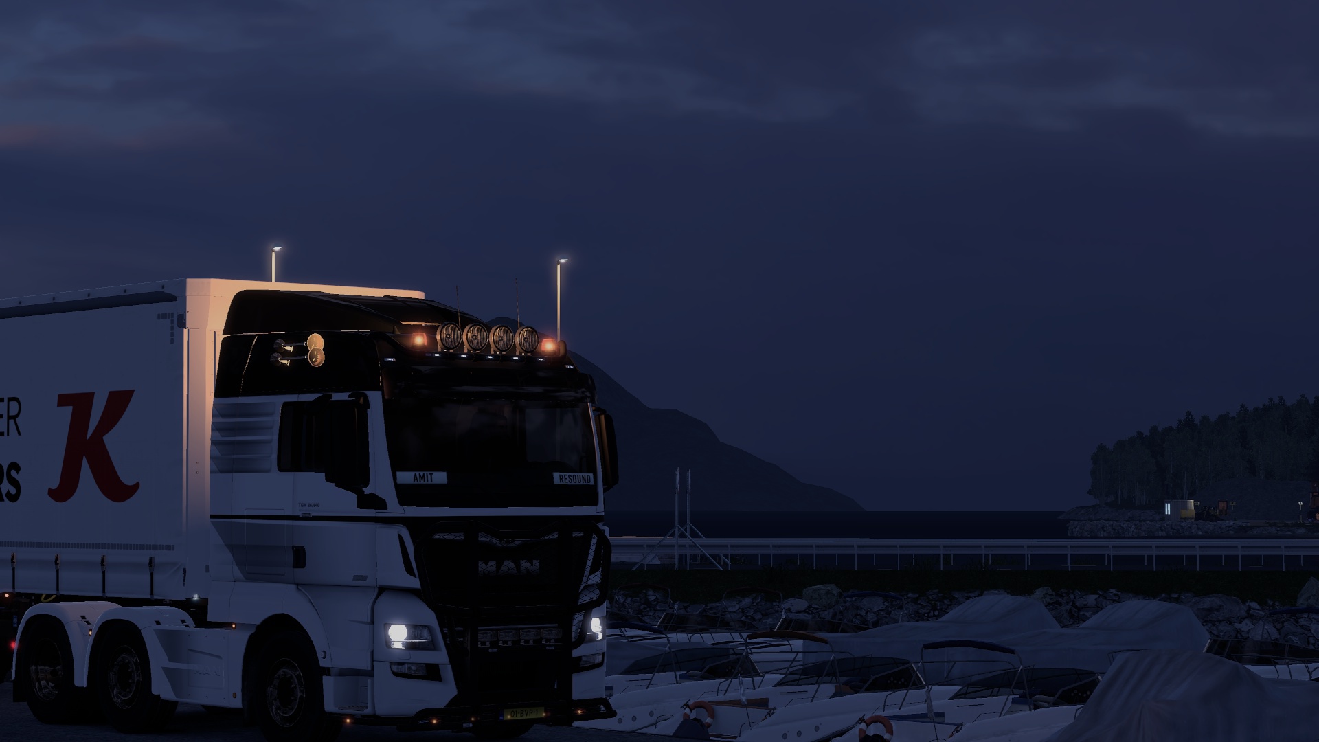 Image by LanqiSimven