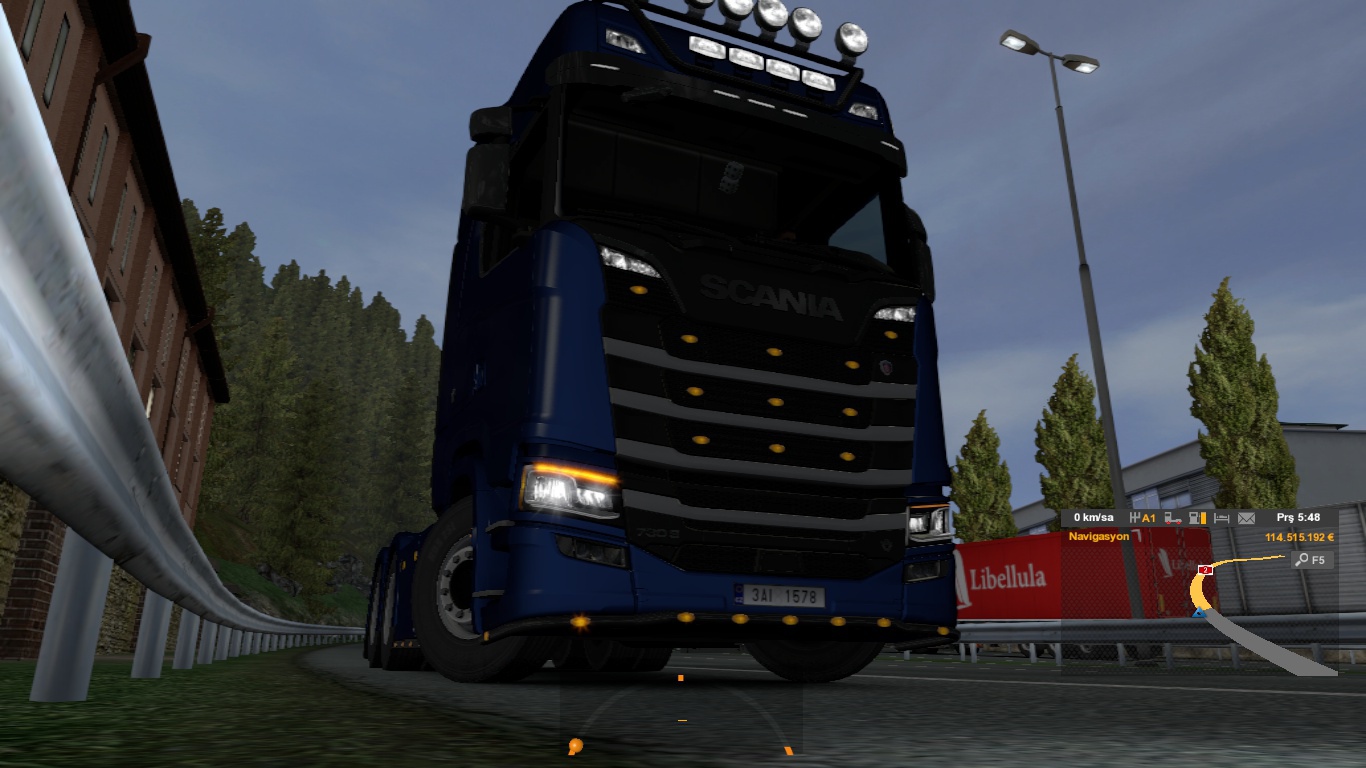 Image by LazOglu6167