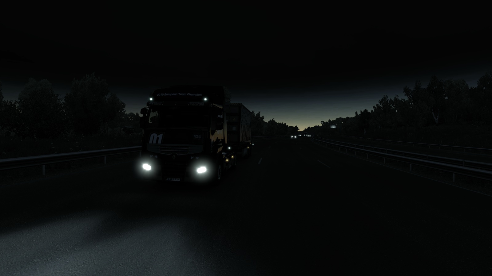 Image by rOkx