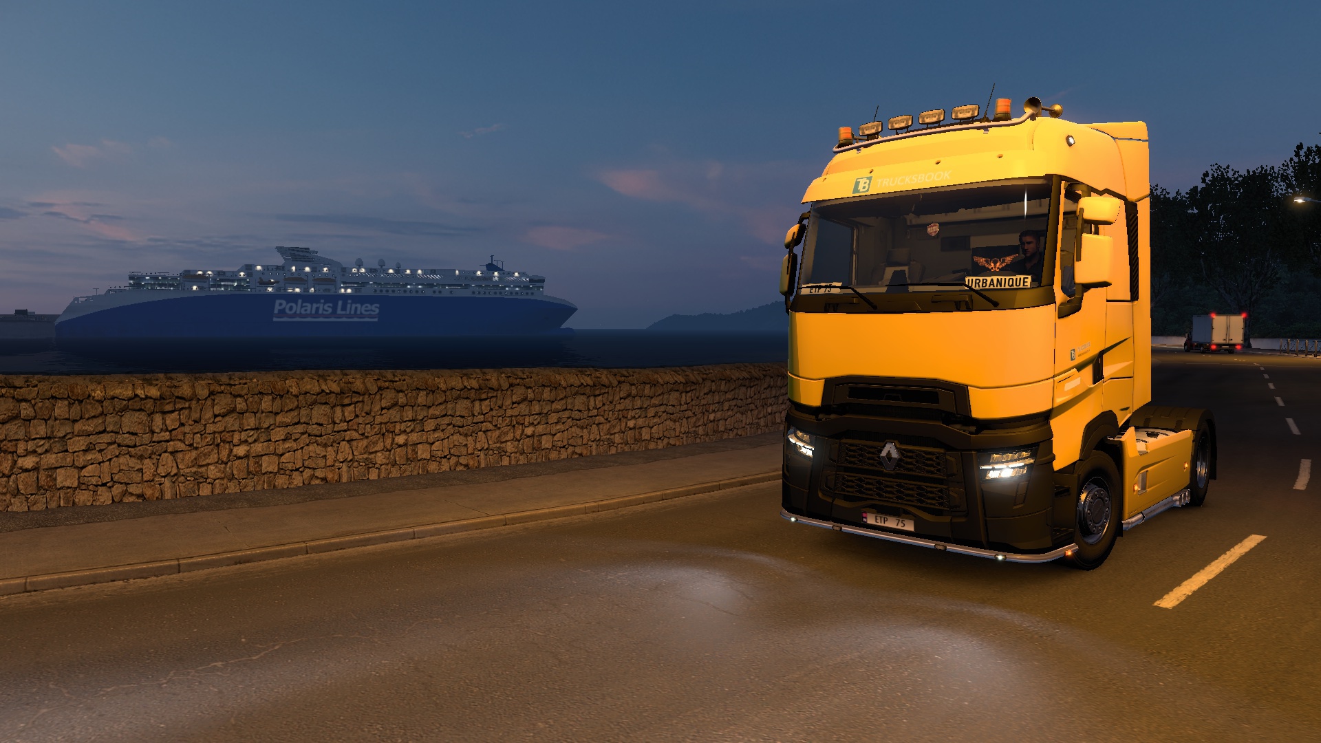 Image by urbanique75