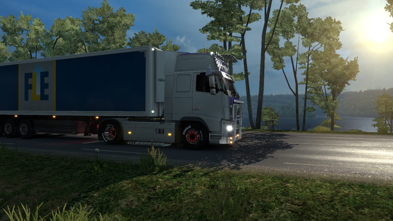 Image by andresbolso11