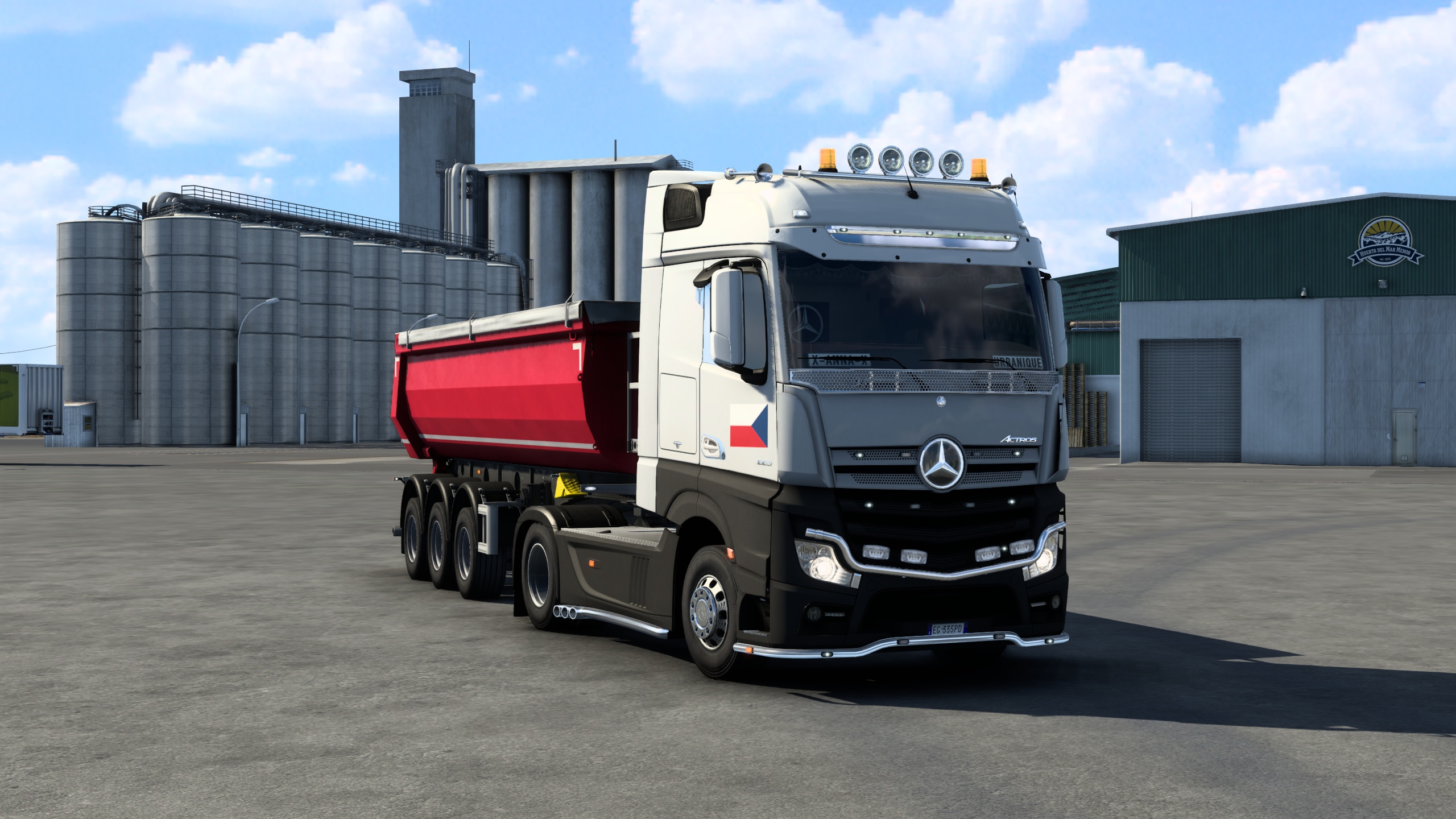 Image by urbanique75