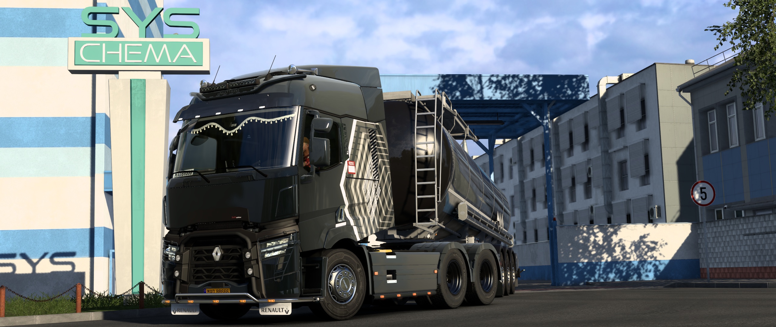 Image by madrugagato