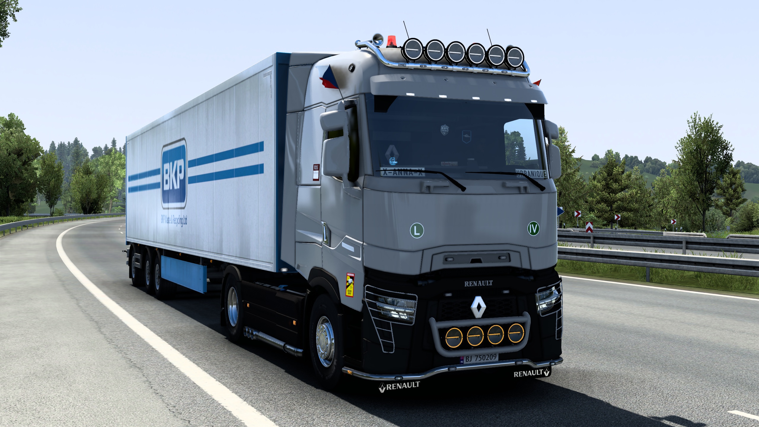 Image by urbanique75