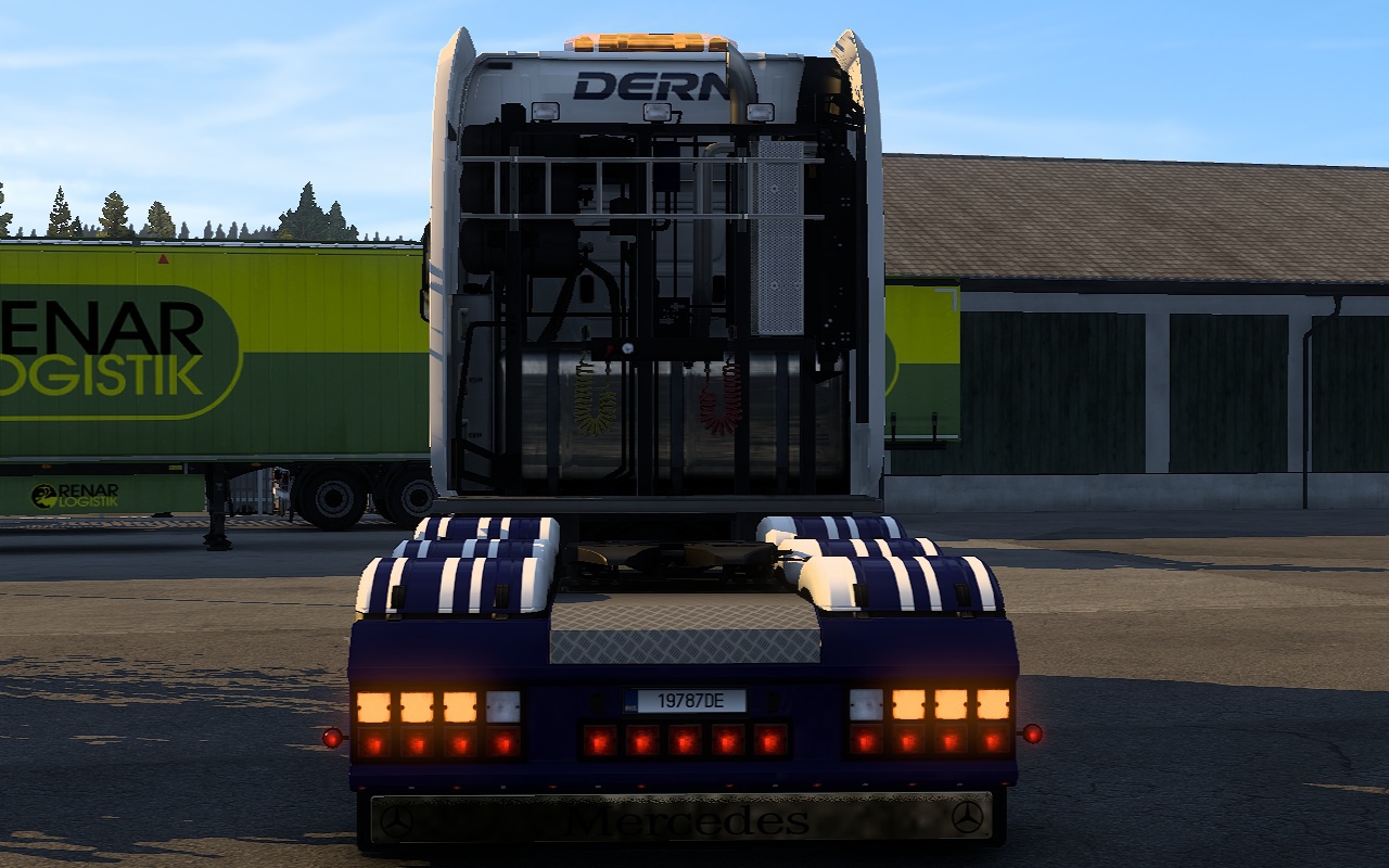 Image by ExtraContinent