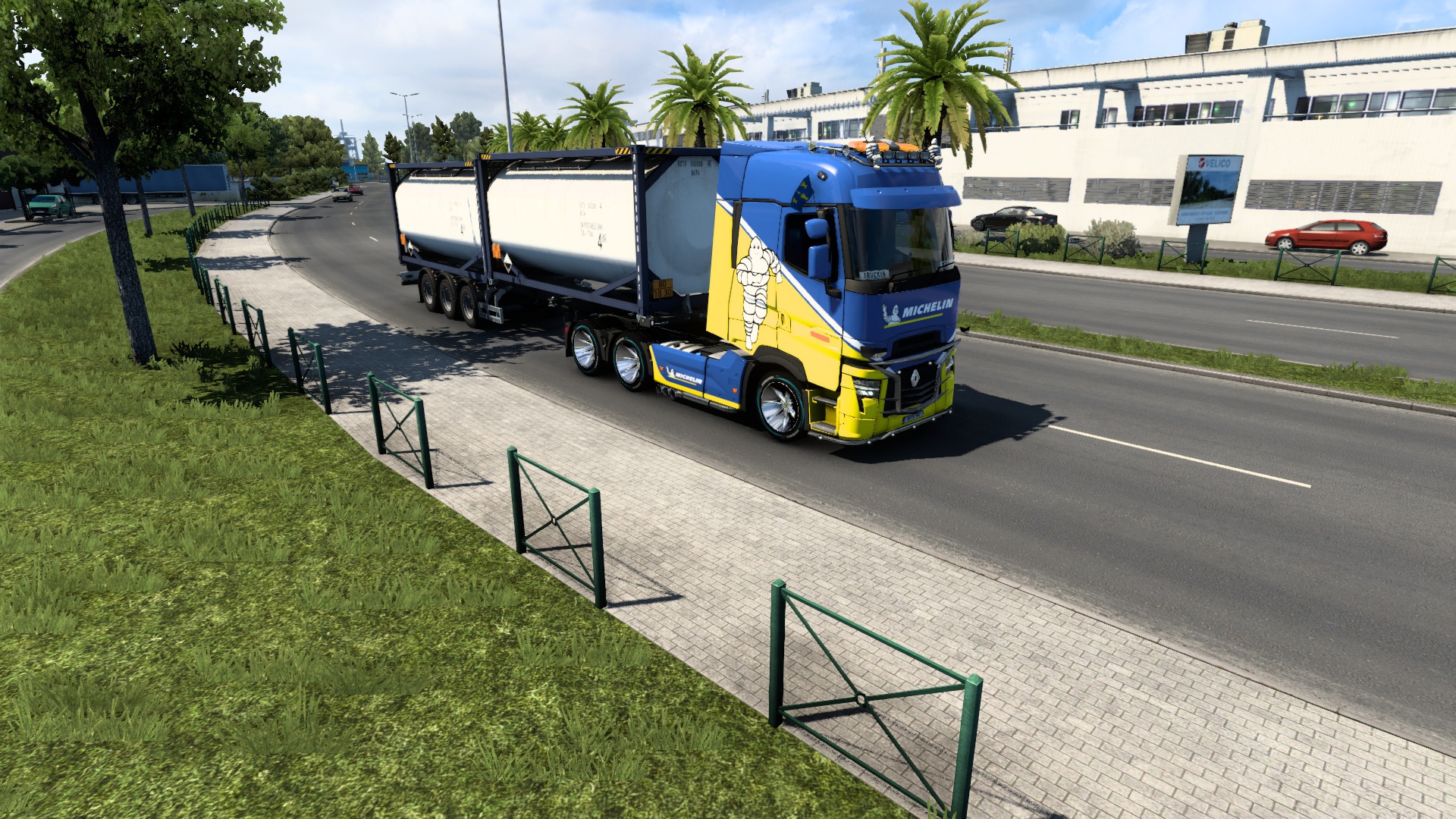 Image by markpullen1808