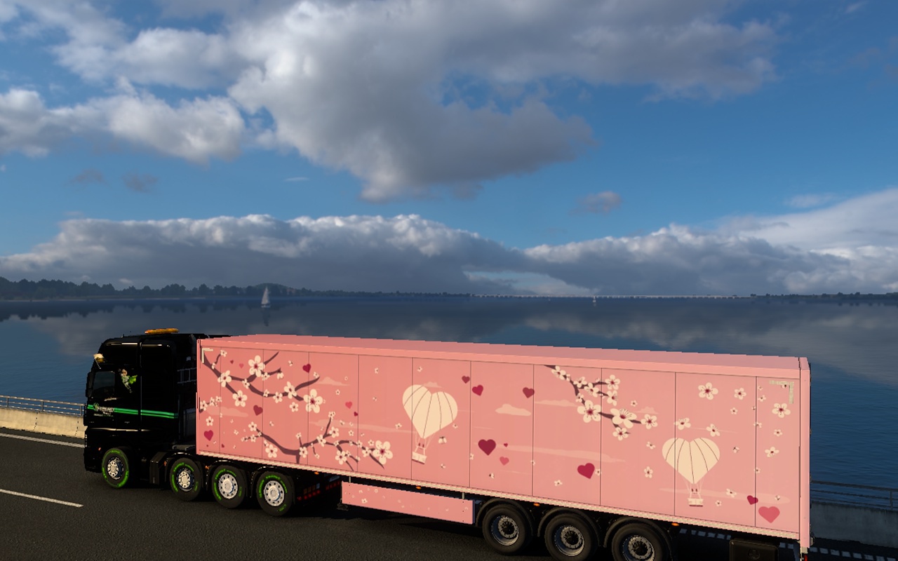 Image by ExtraContinent