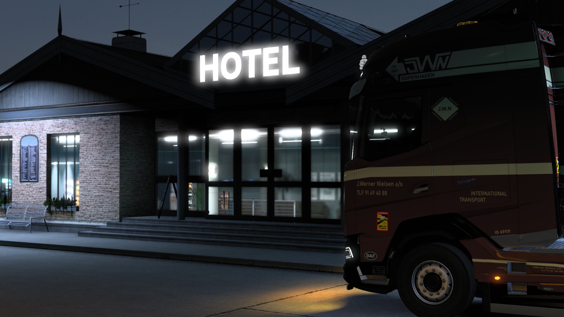 Image by PetersenDenmark