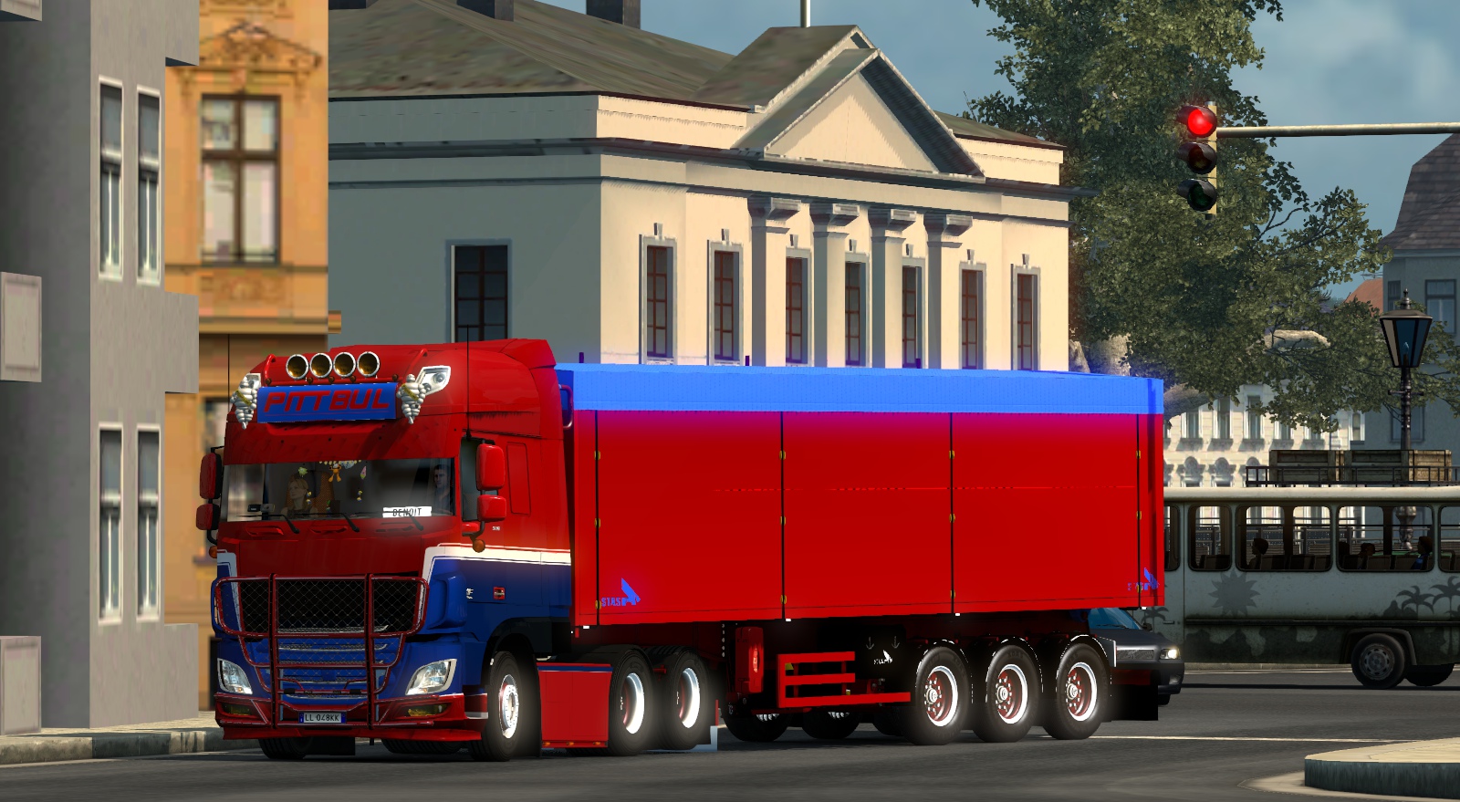 Image by LeVivariens