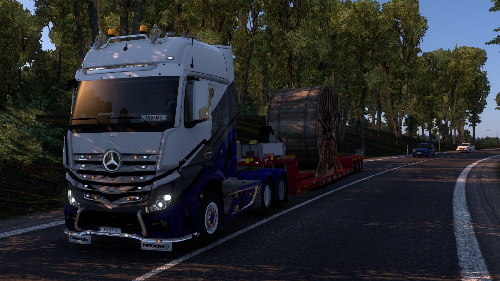 Image by thomasthamrt