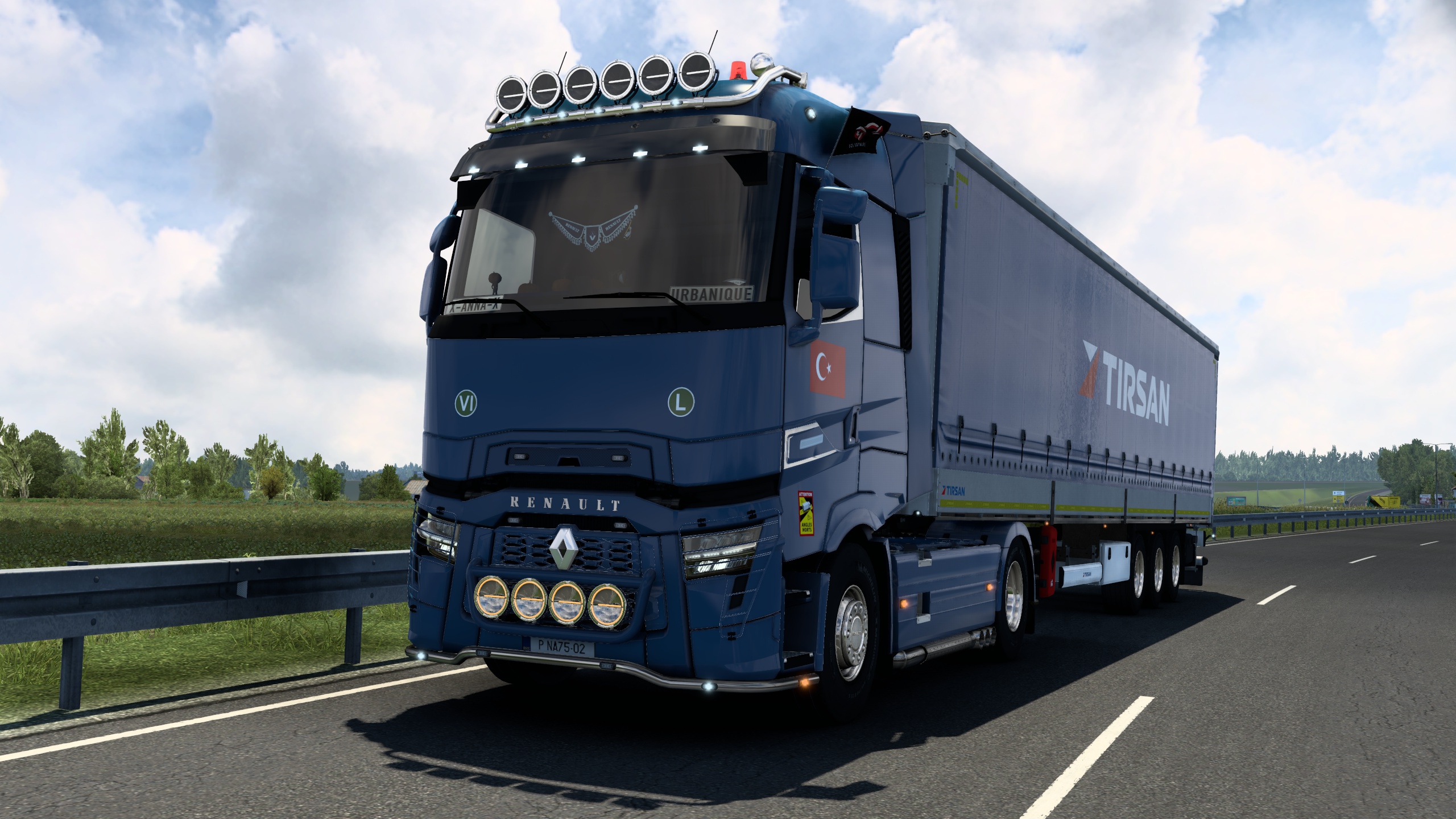 Image by urbanique75