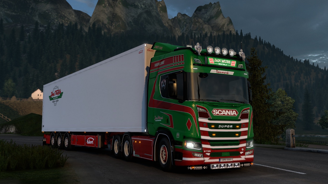 Image by Aji_Marchvianto