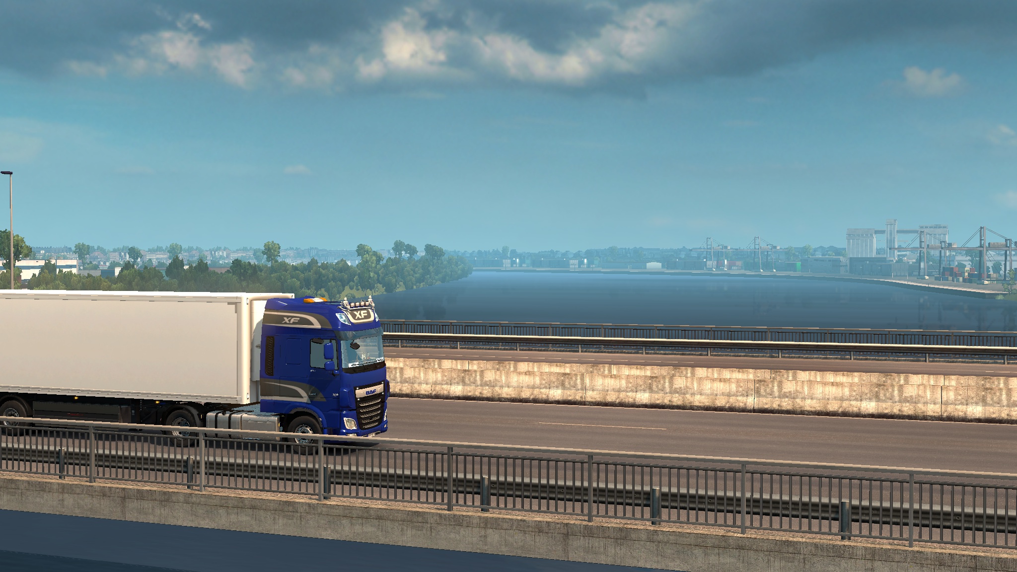 Image by MLigudzinski