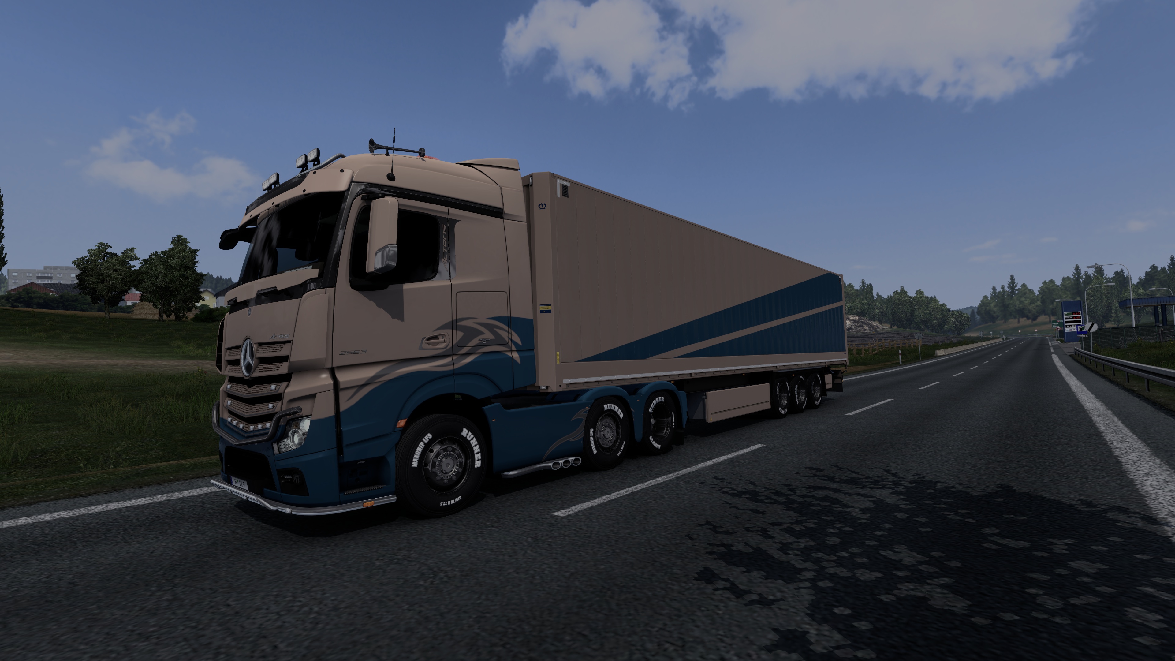 Image by distrax