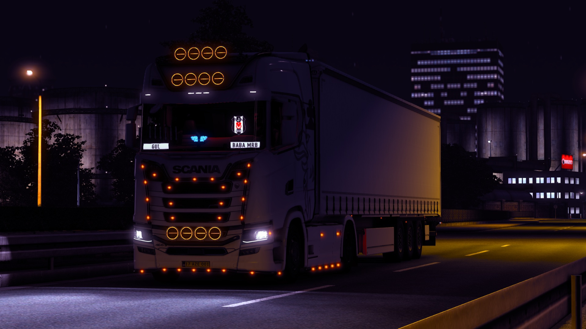 Image by PeterPandora