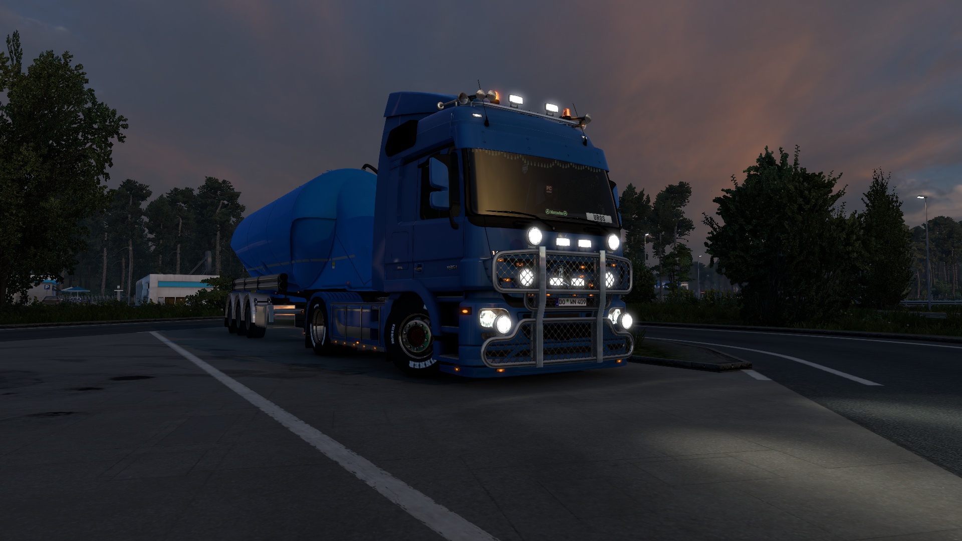 Image by urosmilakovic