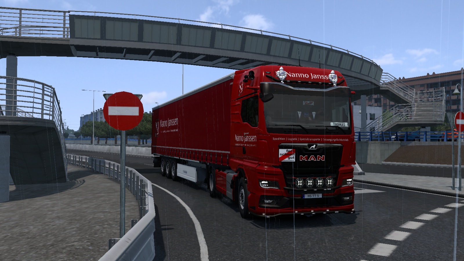 Image by thomasthamrt