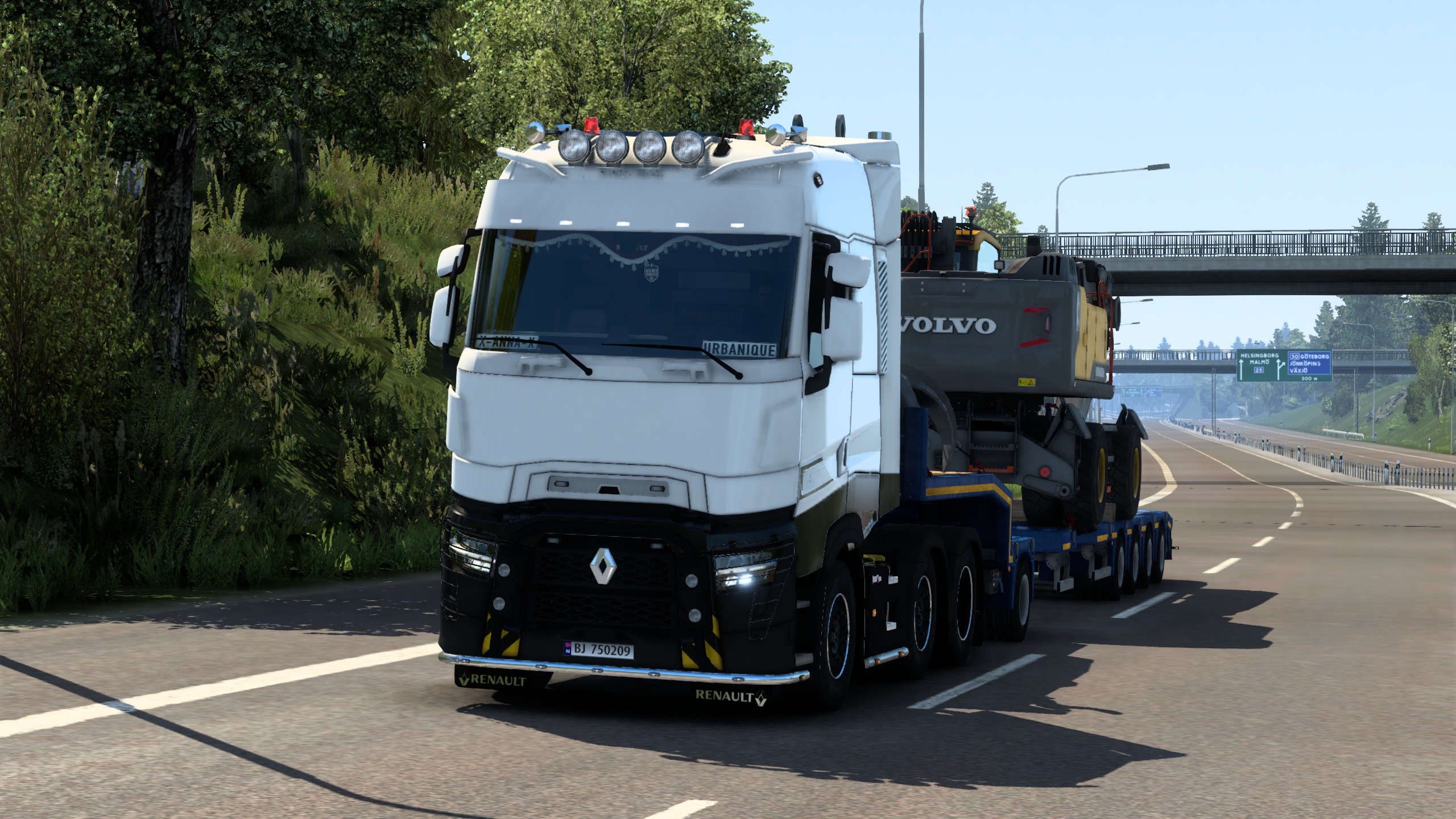 Image by urbanique75