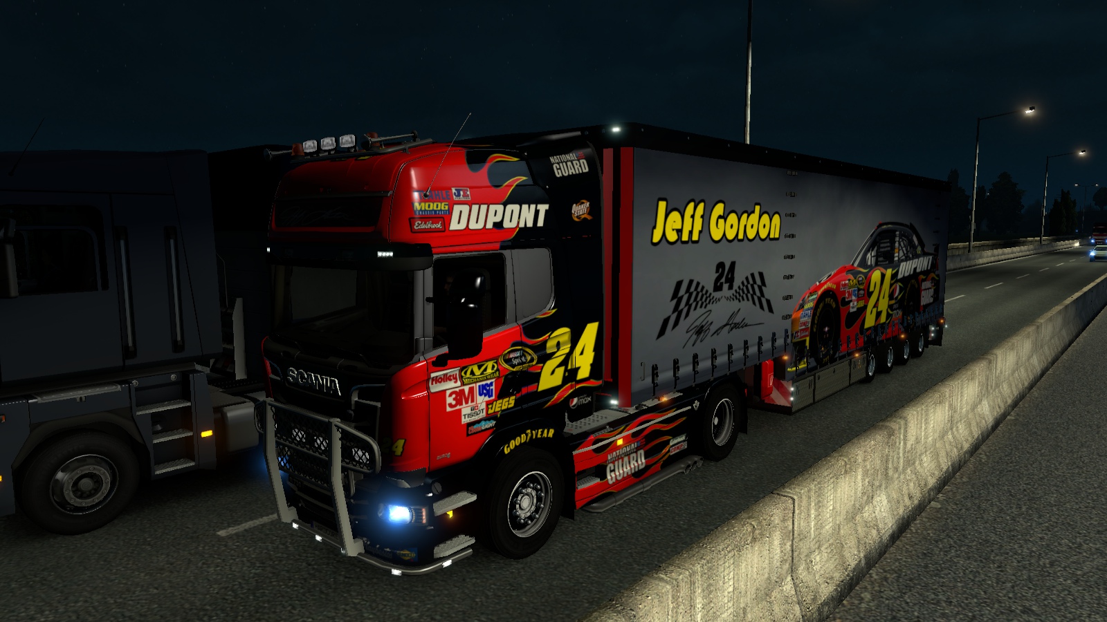 Image by GabberGlatze