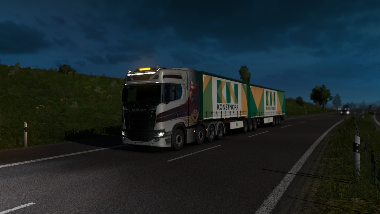 Image by aleksitolone