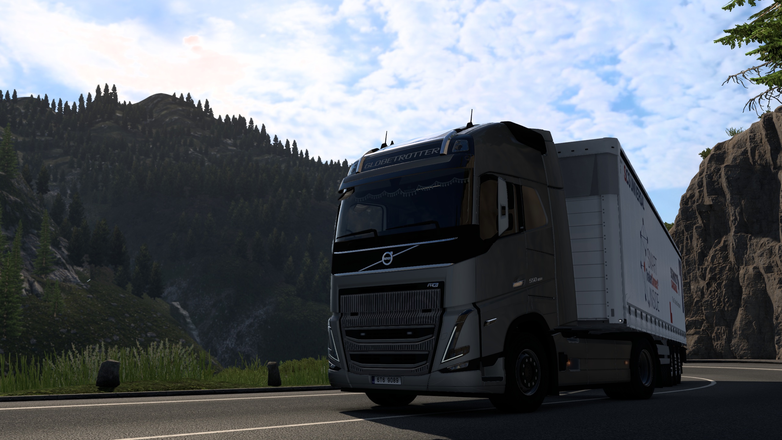 Image by MartyRoziik