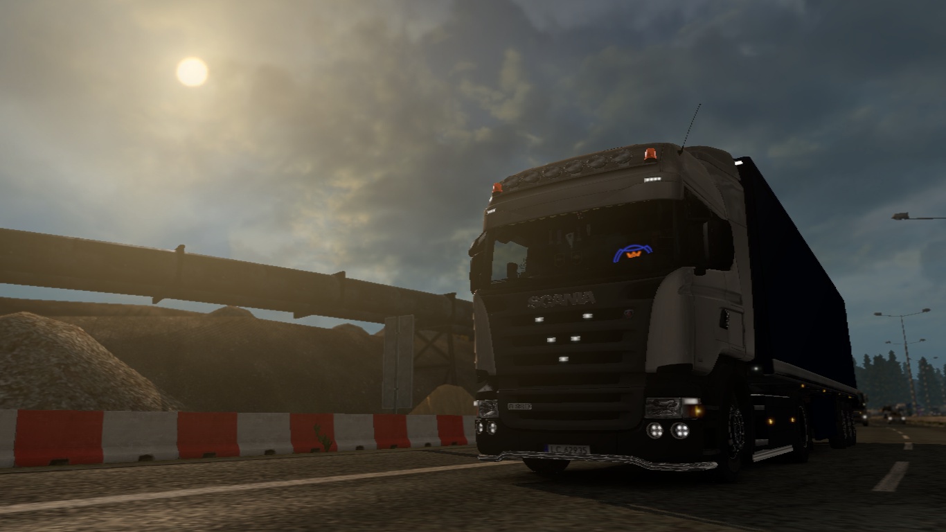 Image by Maxymiliang