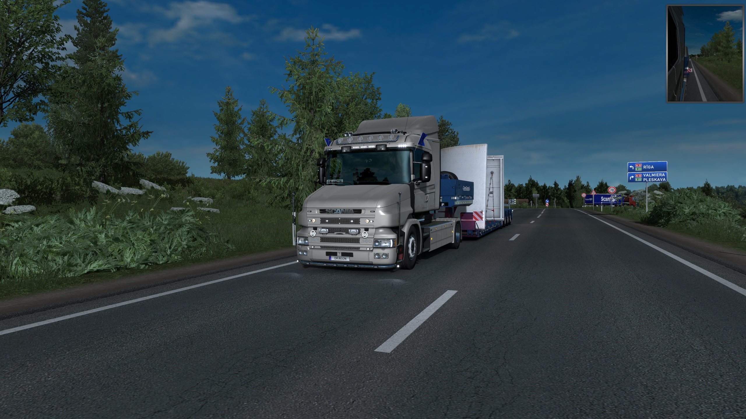 Image by HugeDragonYK