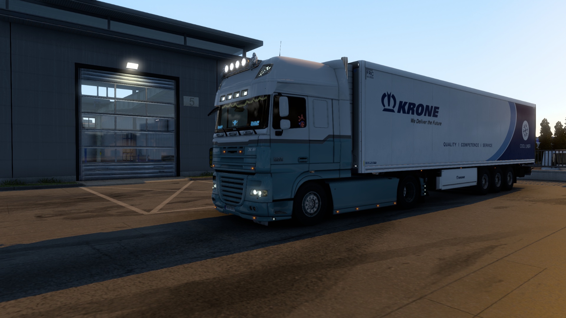 Image by ernenee9395