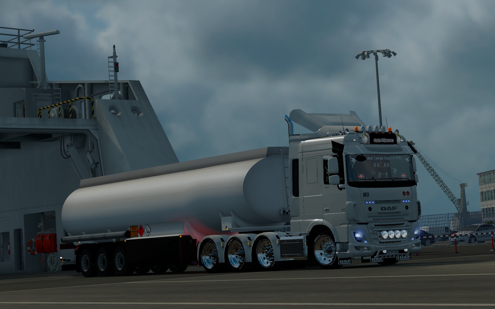 Image by MinimalTango