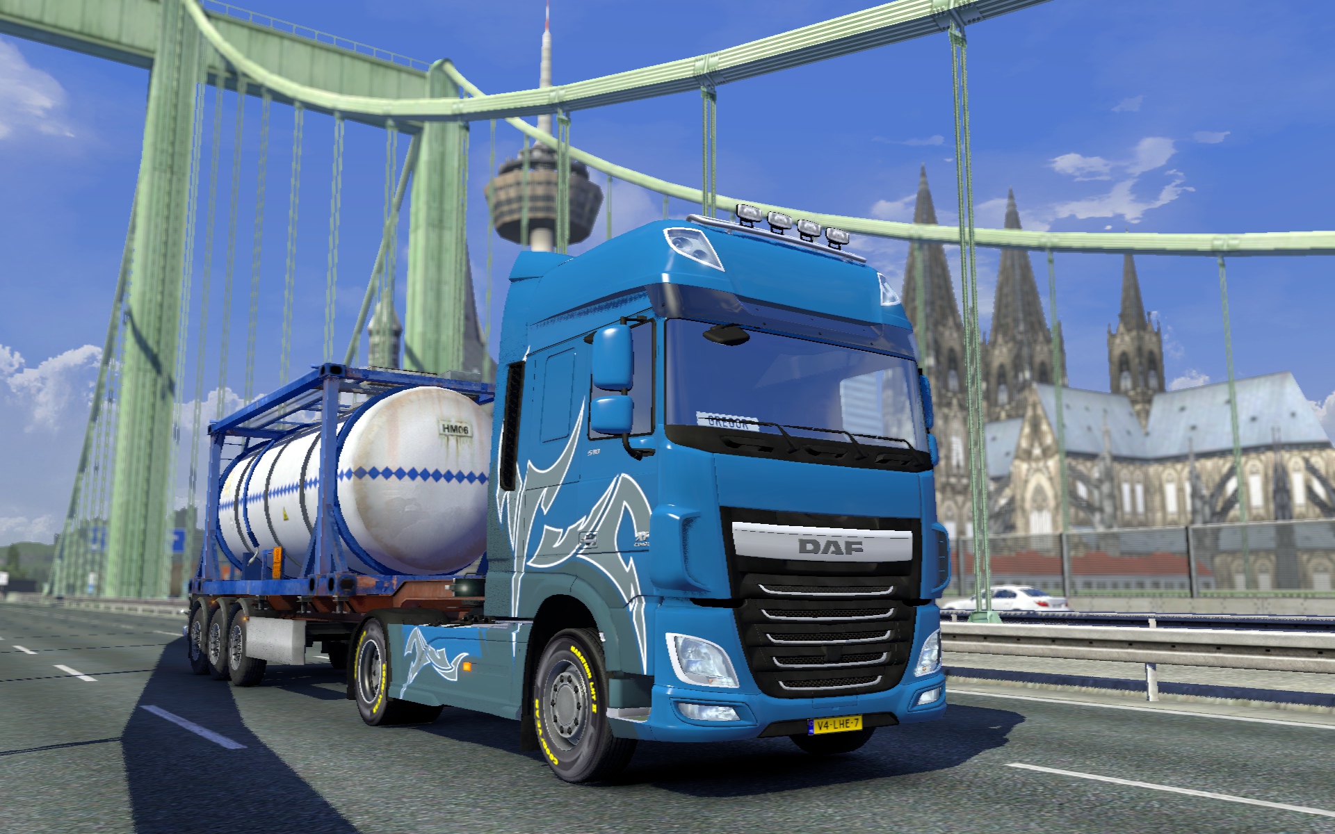 Image by GregValheru