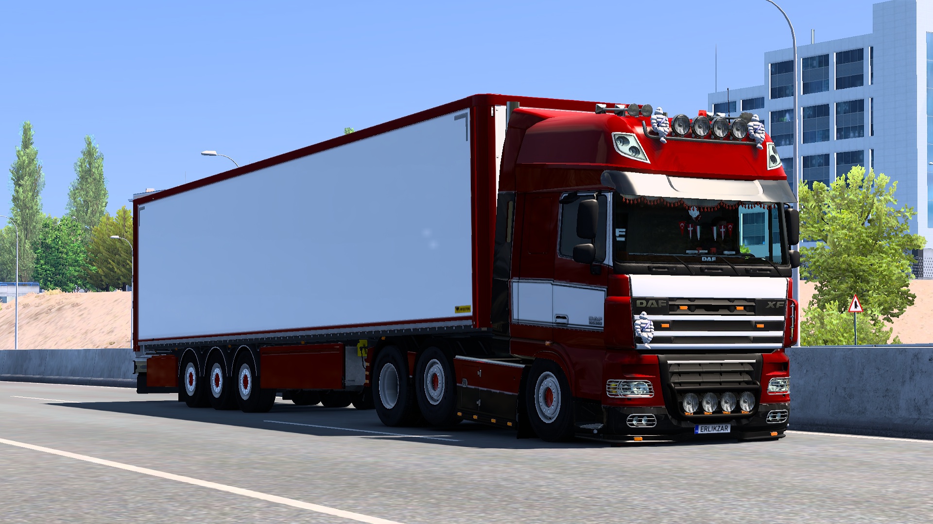 Image by MasqueradeVX