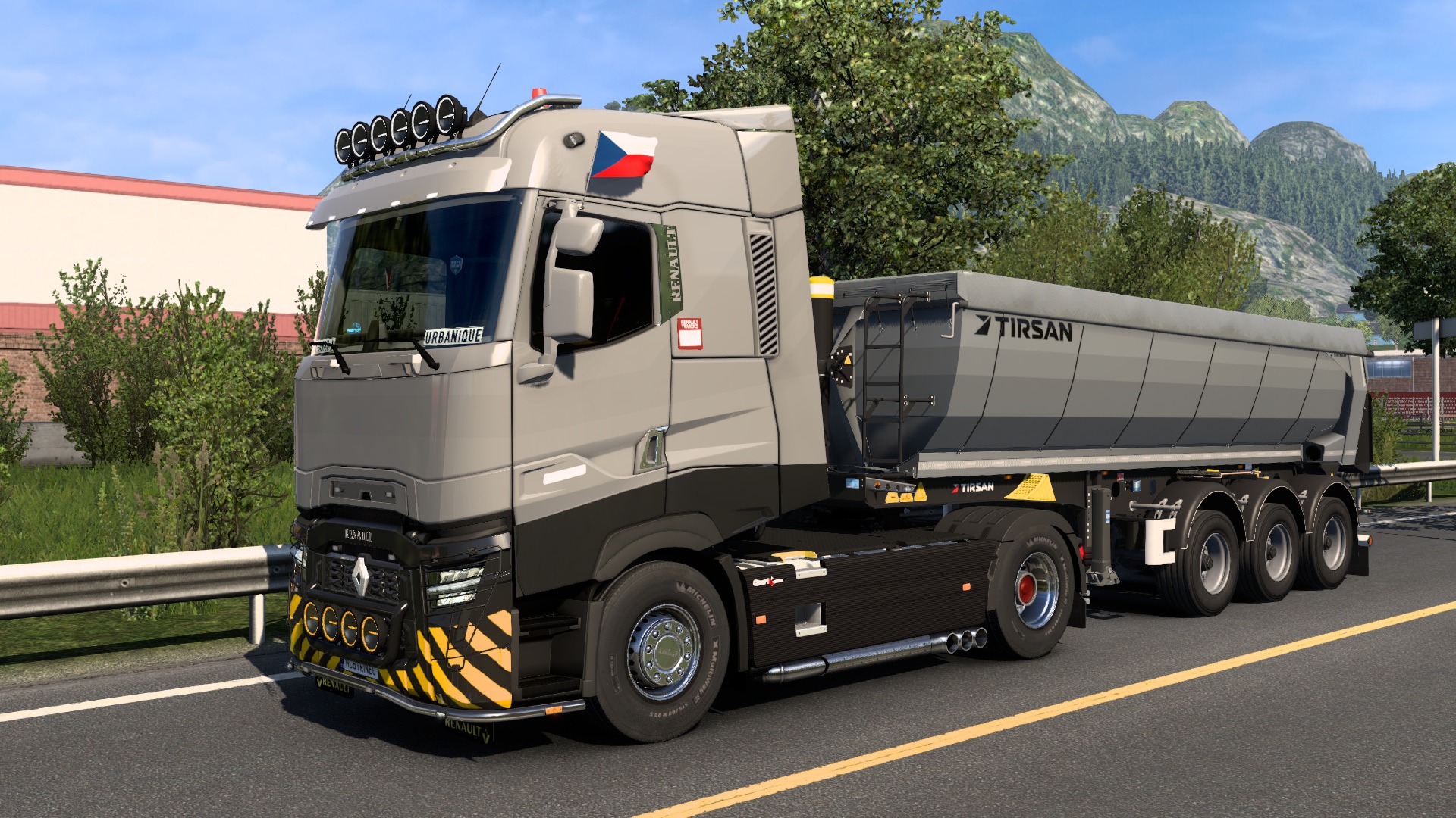 Image by urbanique75