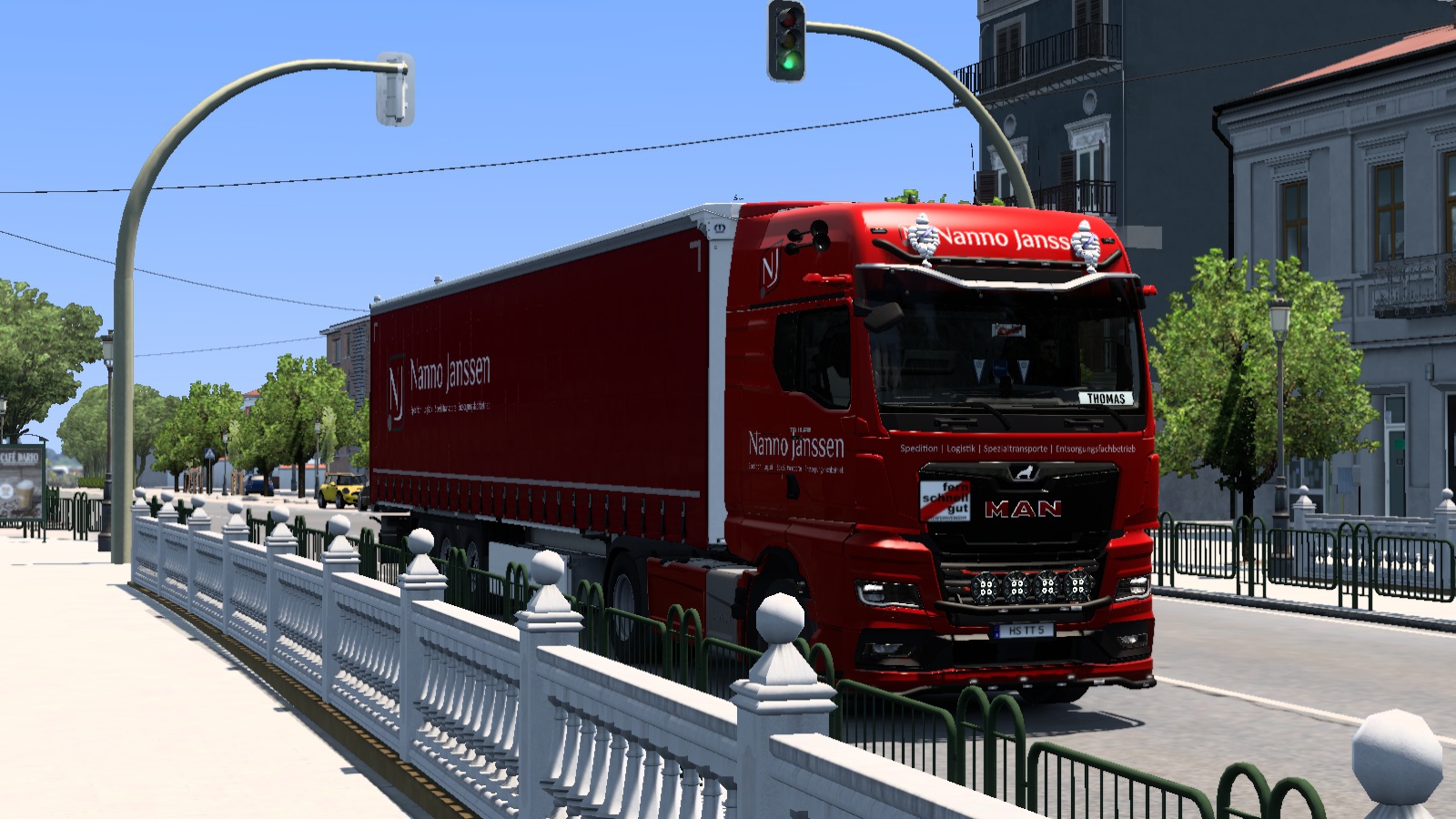 Image by thomasthamrt