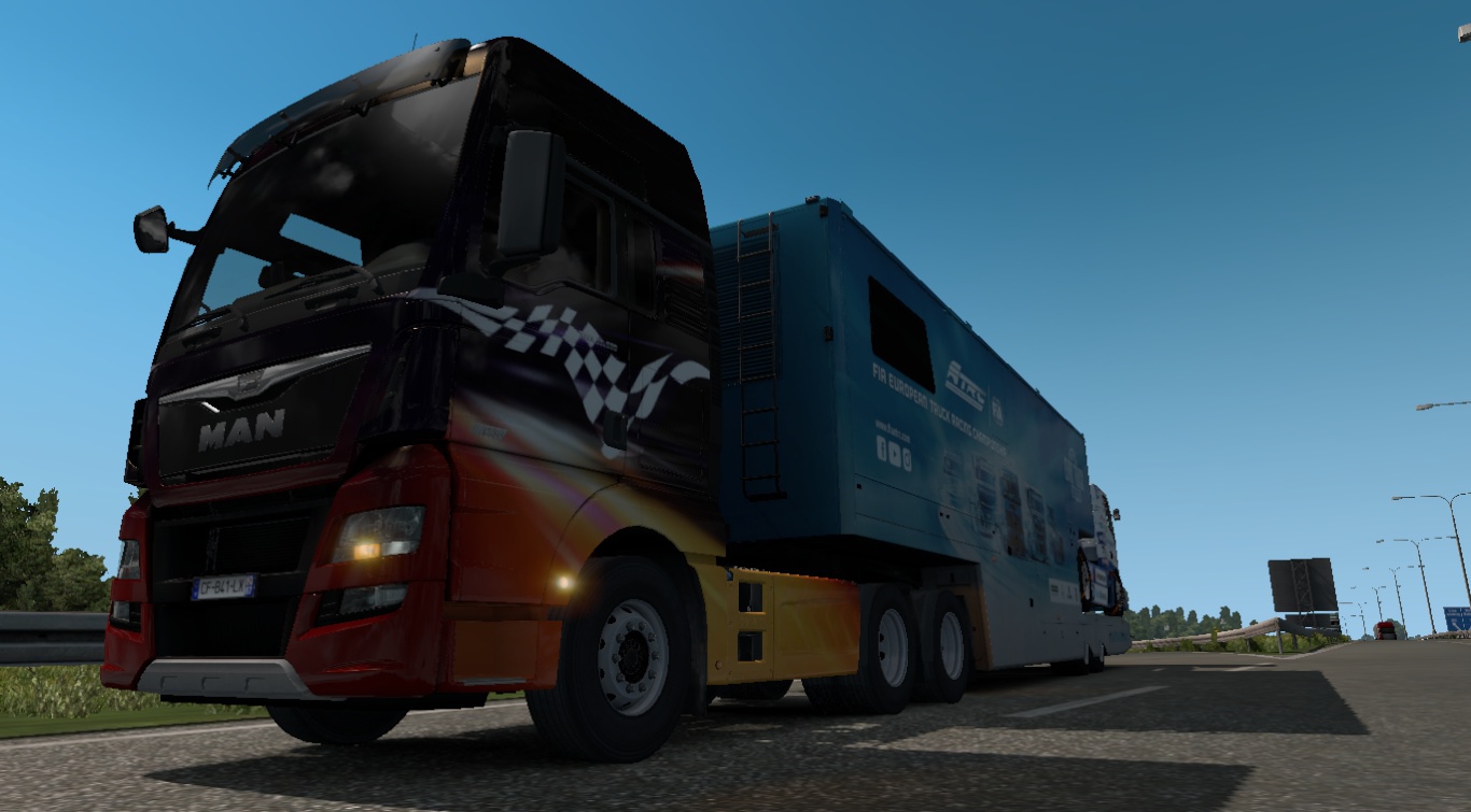 Image by danbyization