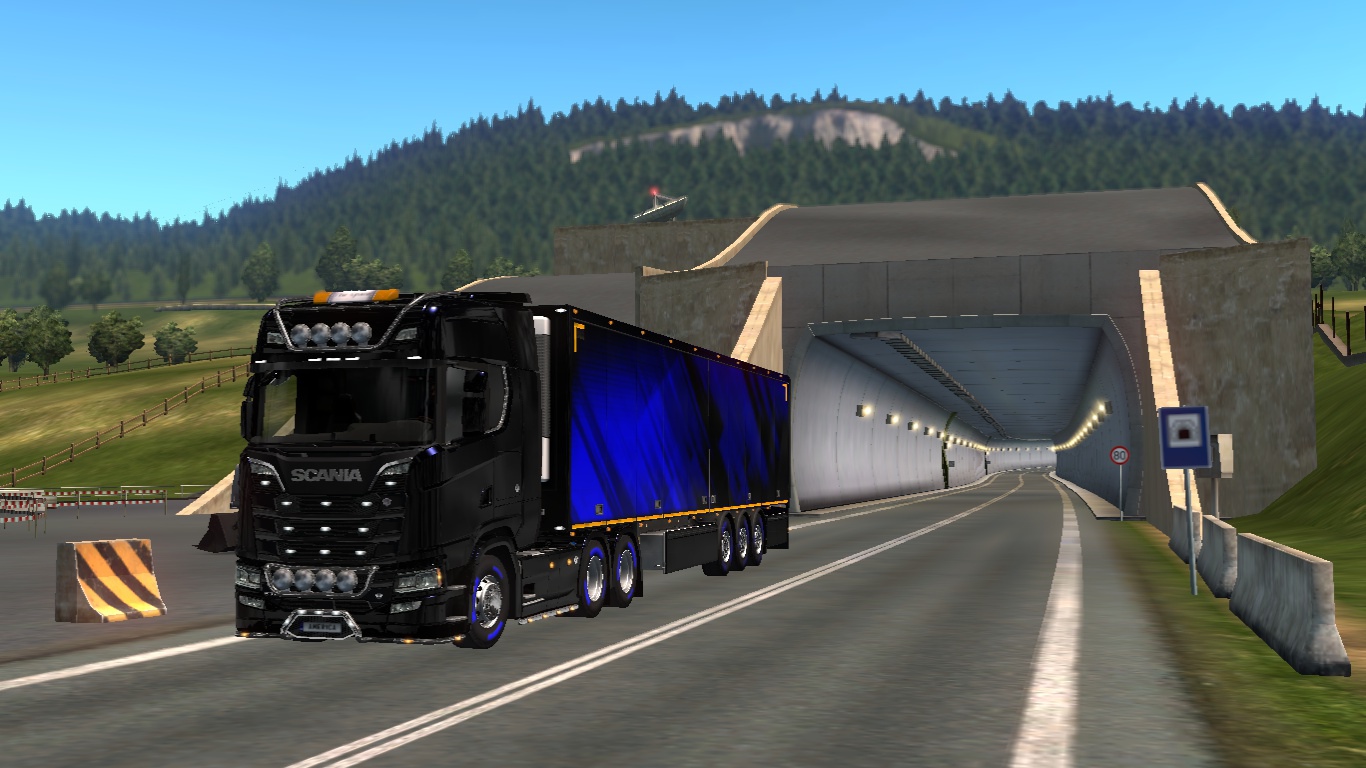 Image by Frank_Malcov