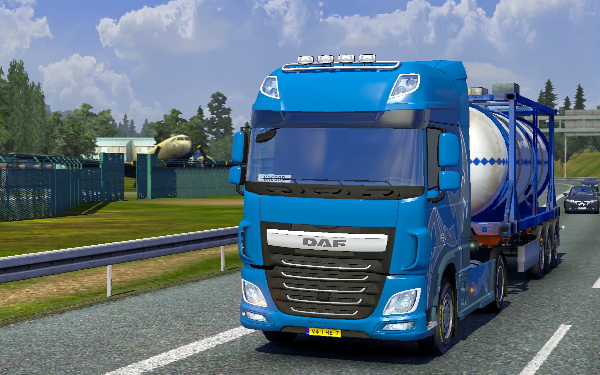 Image by GregValheru