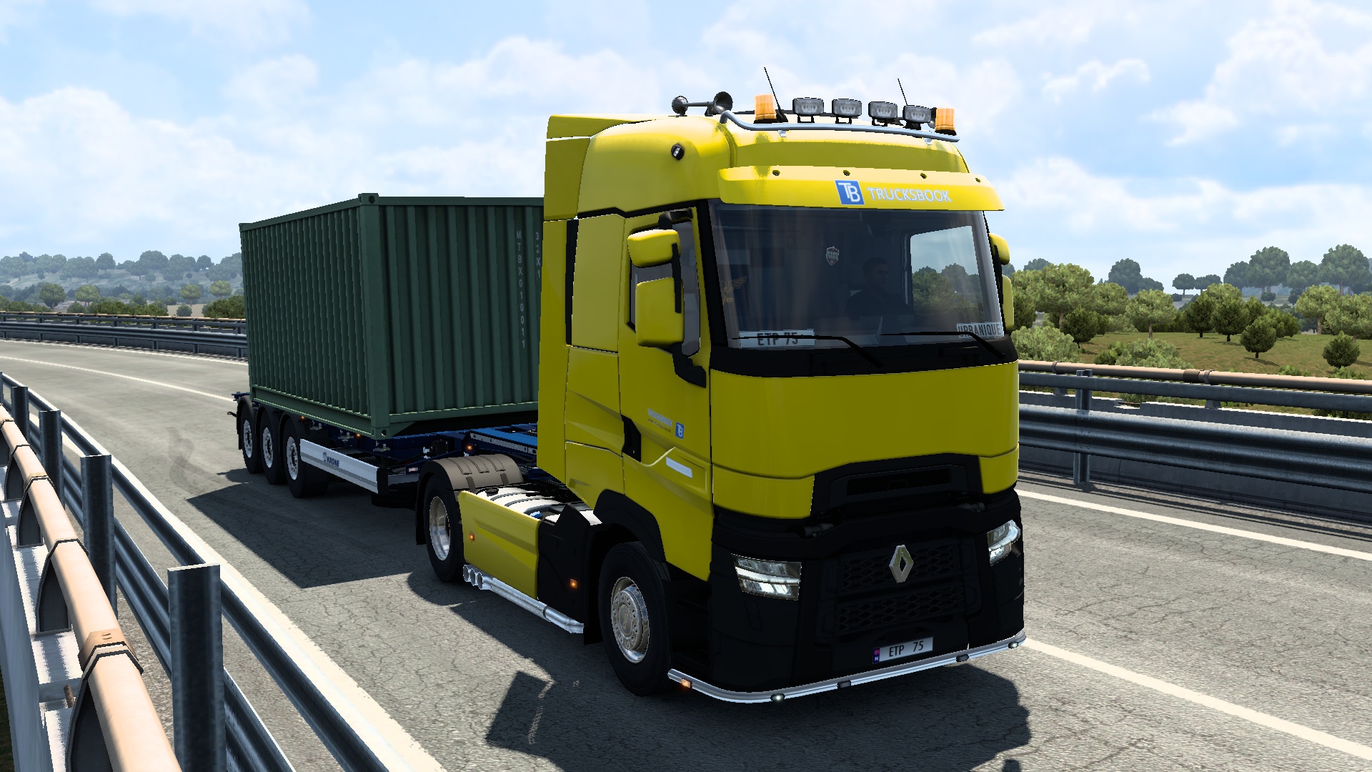 Image by urbanique75