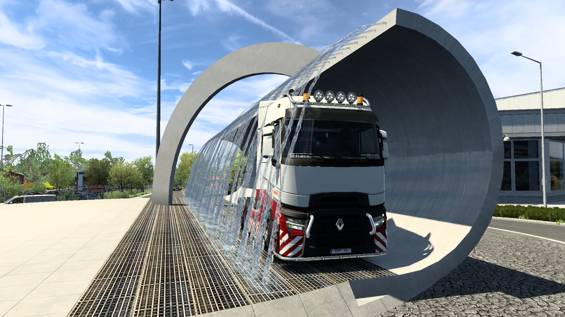 Image by urbanique75