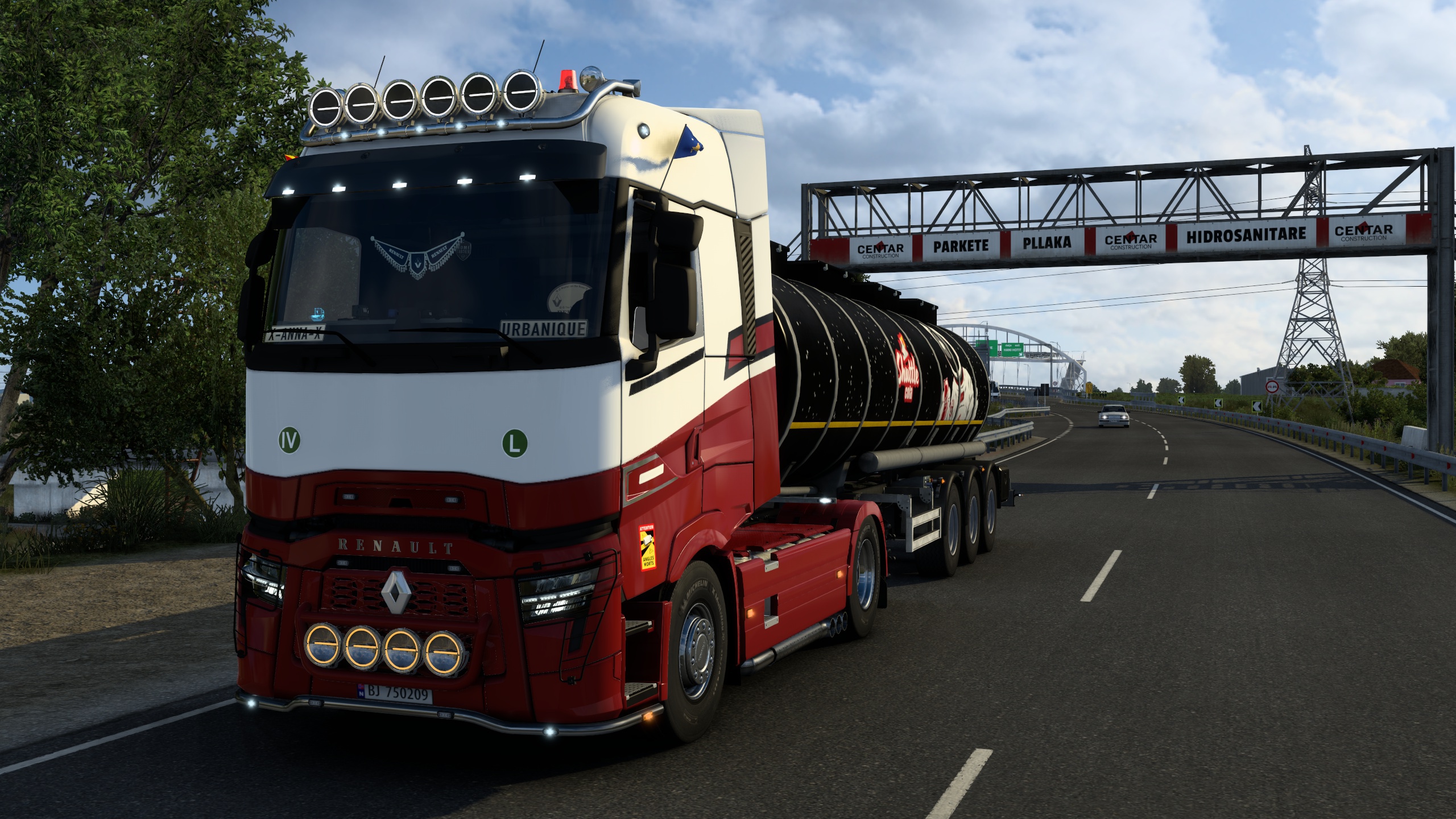 Image by urbanique75