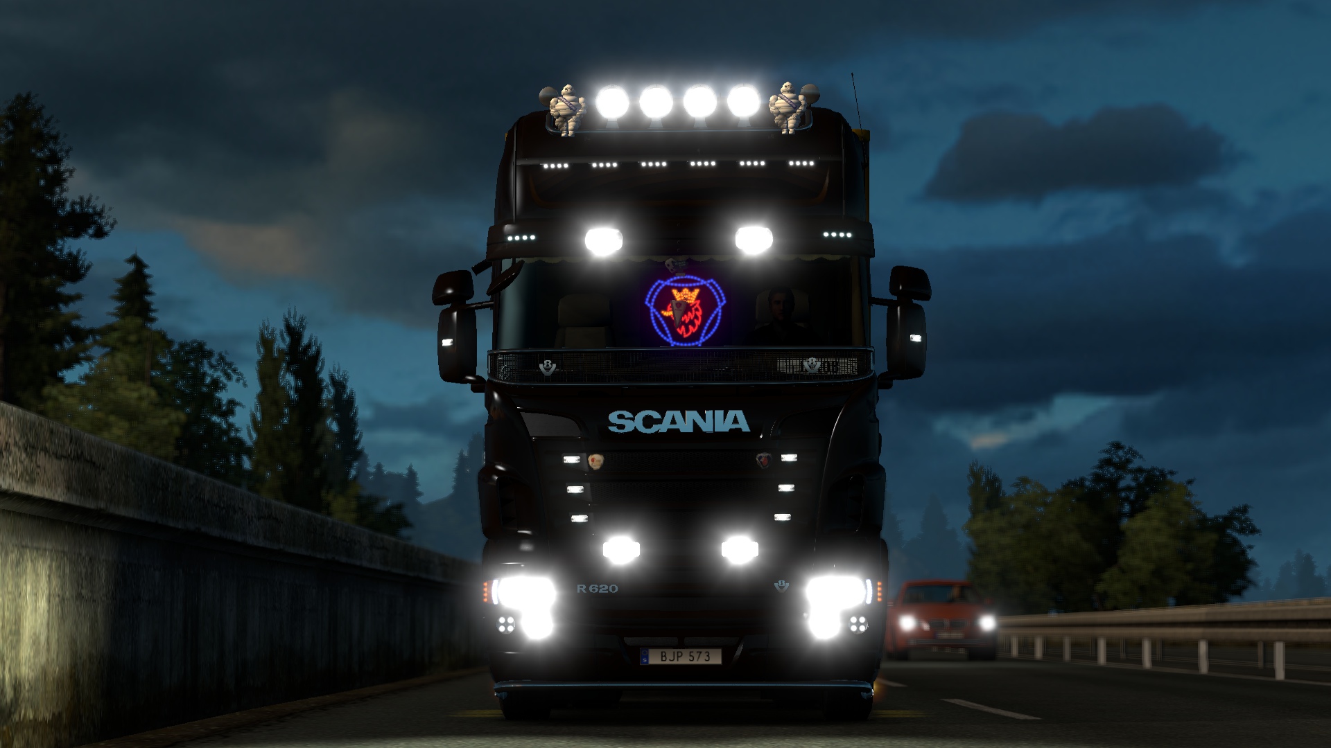 Image by JakobTrucker