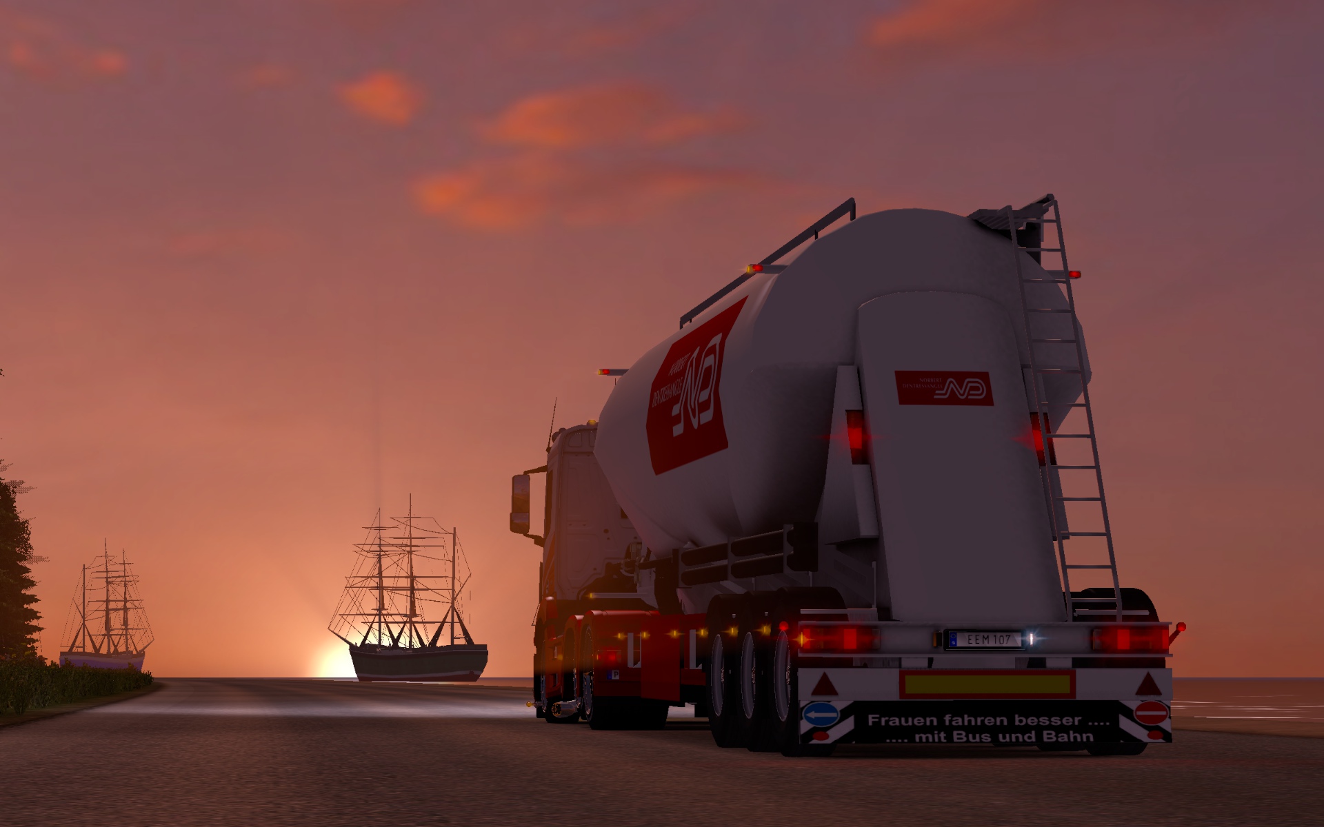 Image by MinimalTango