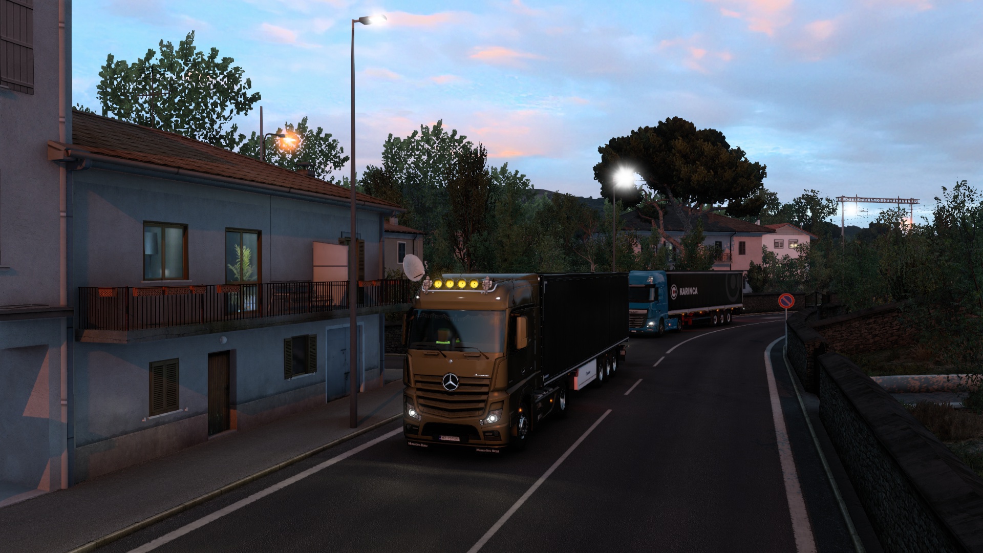 Image by Martinioo