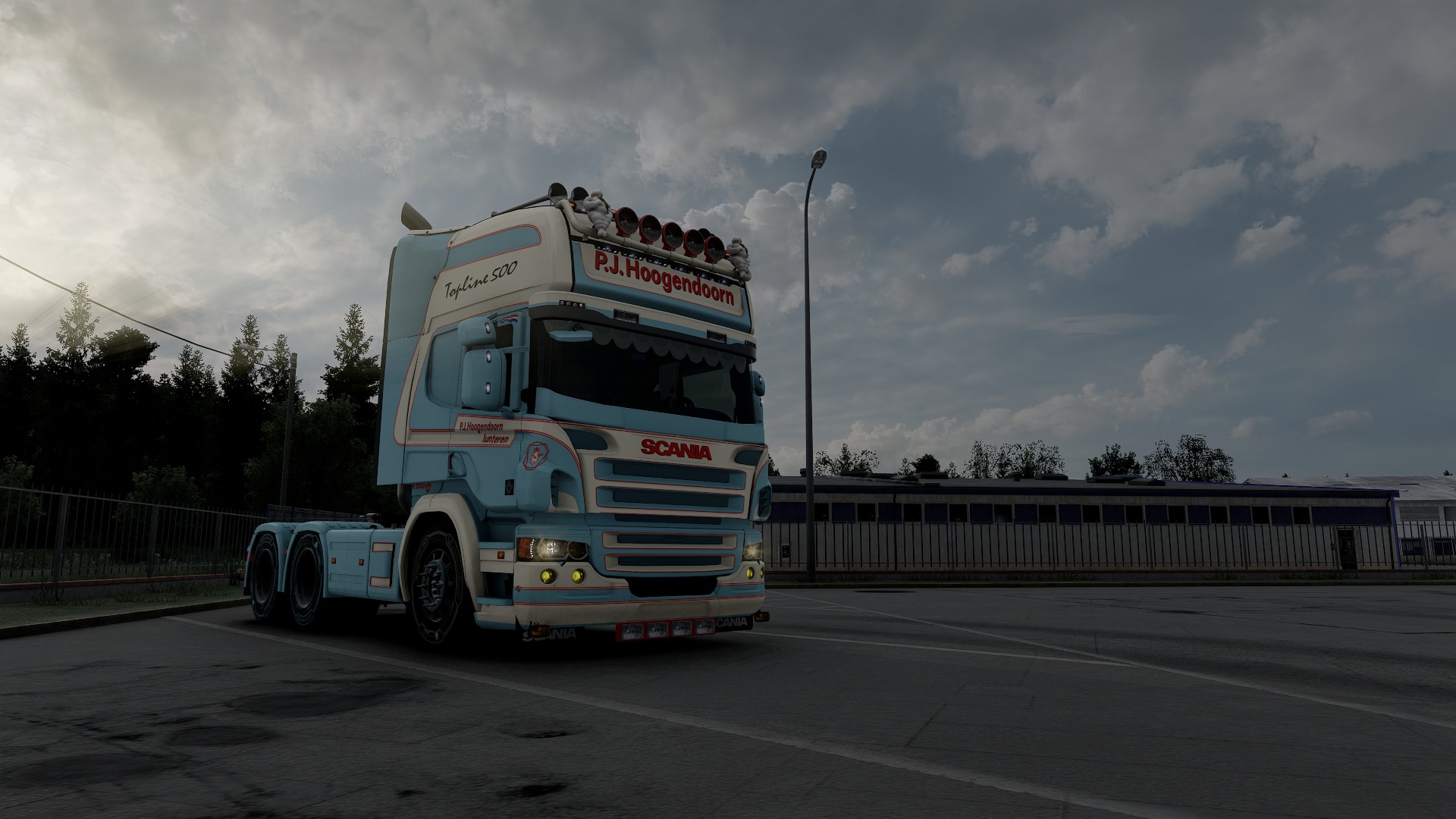 Image by CHARLIE05