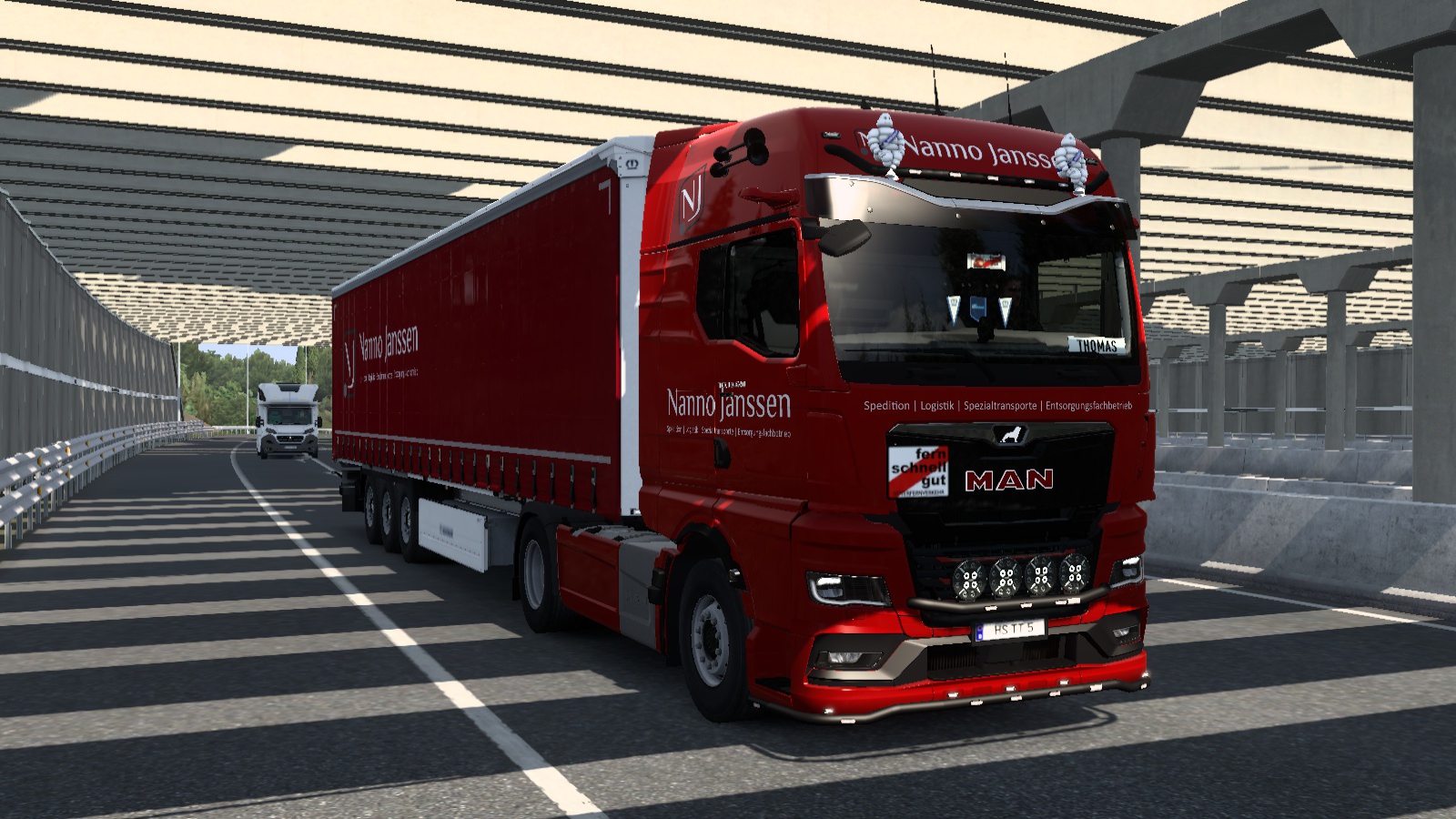 Image by thomasthamrt