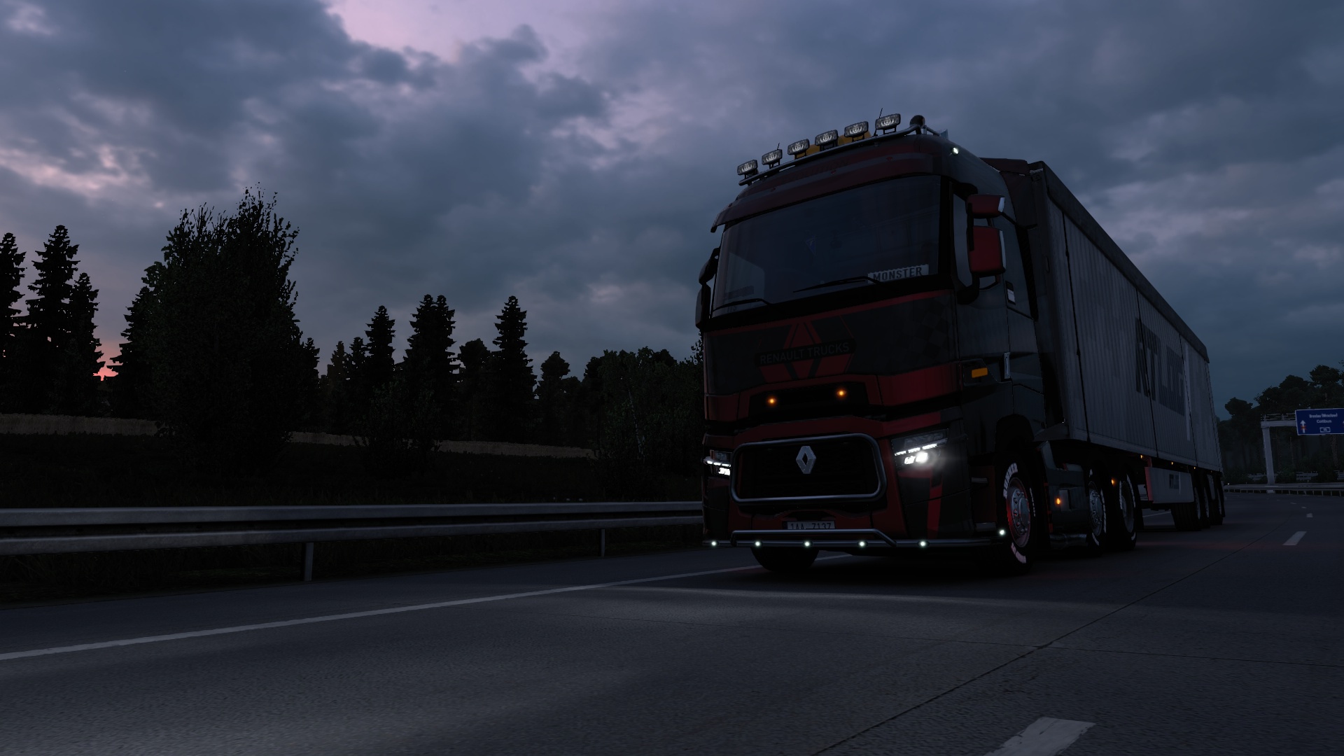 Image by _ItsMonster_